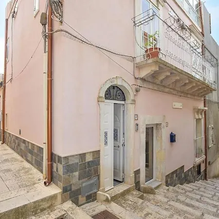 Holiday home A Casa Da Chiaramonte Gulfi